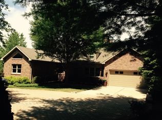 148 Maple Grove Ln, Springfield, IL 62712