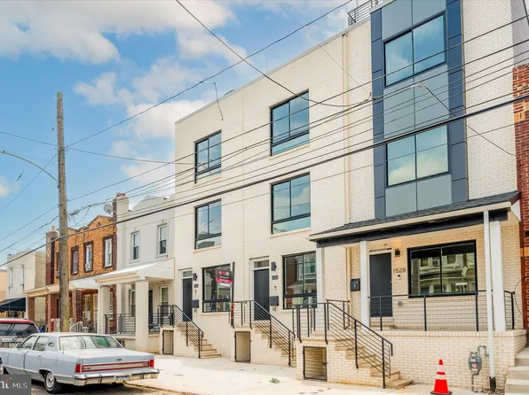 1532 S 31st St, Philadelphia, PA 19146