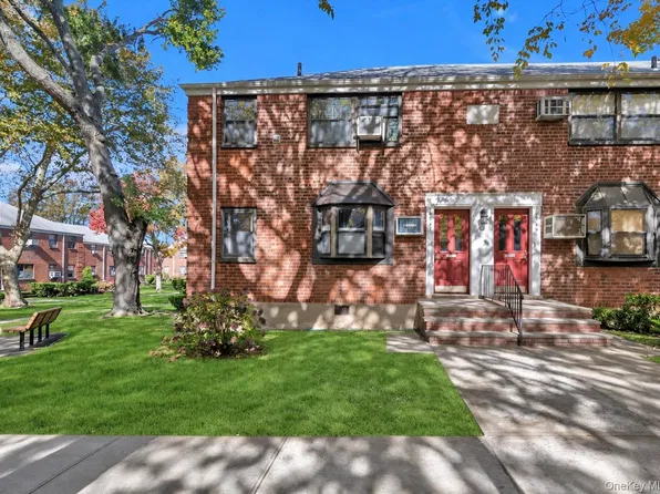 199-47 21st Avenue #1-112, Whitestone, NY 11357