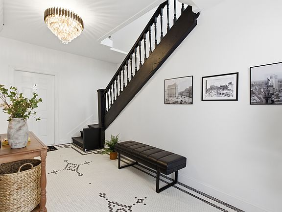 3rd image of 4635 John R St #4