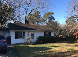 226 Englewood Rd, Cammack Village, AR 72207