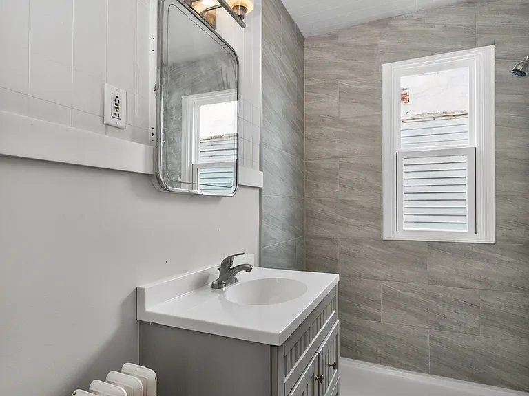 99 James St #2 — Photo 18