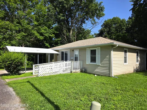 305 Sunset Dr, Fulton, MO 65251