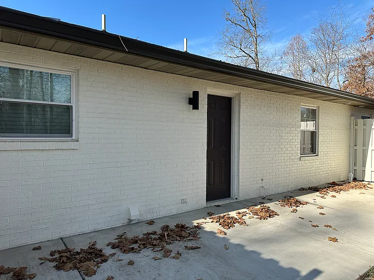 2213 Douglas Dam Rd #2 — Photo 2