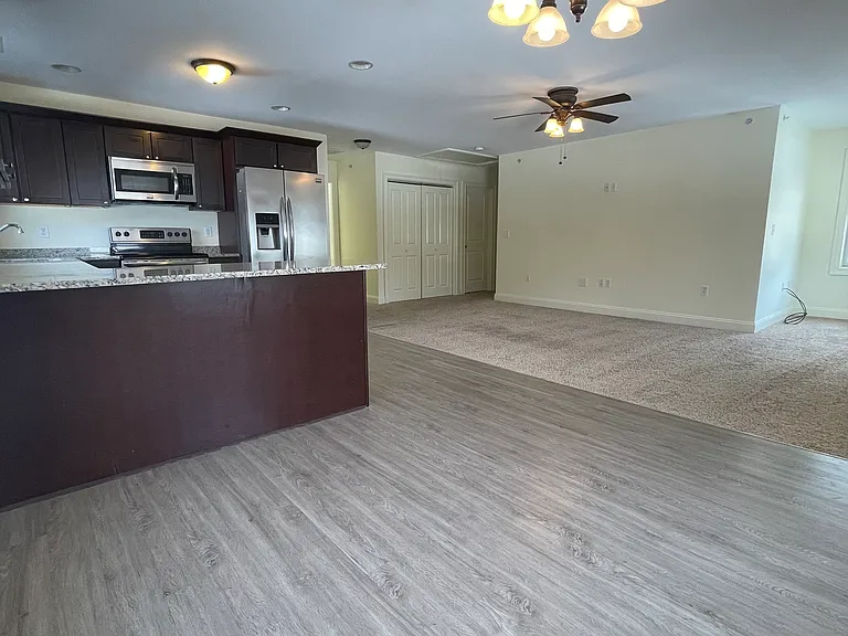 157 W Main St #4 — Photo 6
