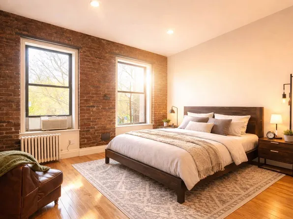 267 East Tenth Street image 1 of 14