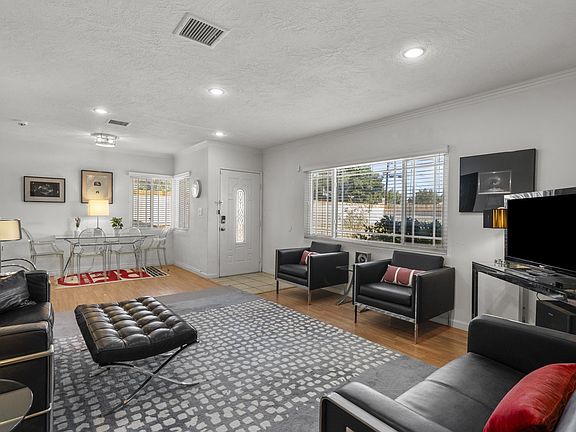 5th image of 4812 W Avenue L4