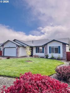 1234 E 4th Ave, Sutherlin, OR, 97479