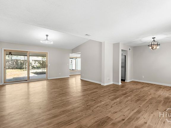 4th image of 11401 Willis Drive