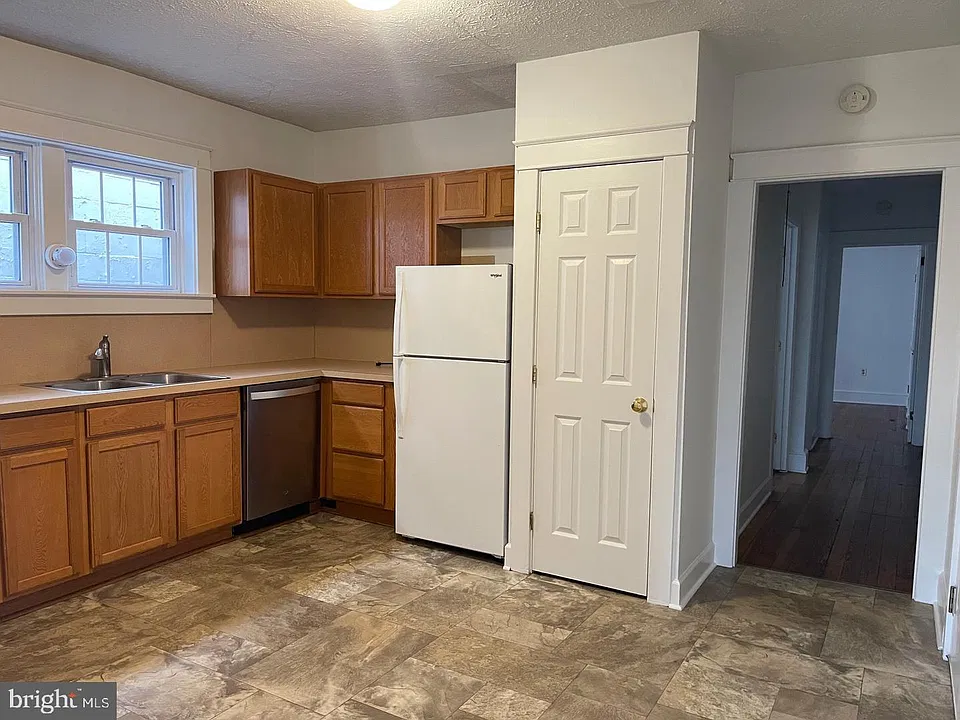 32 E State St #36-B