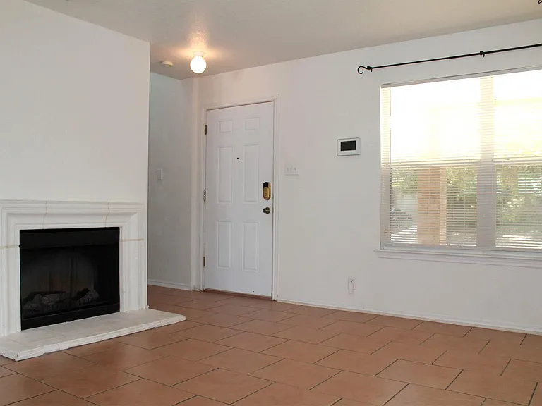 959 Marble Point — Photo 6