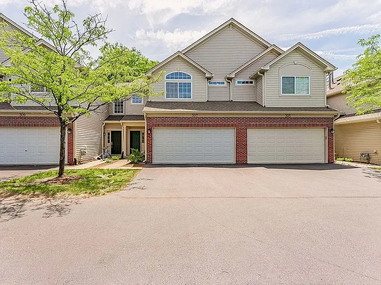 307 Abington Woods Dr — Photo 21