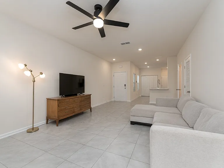 9621 Baylin Ct — Photo 4
