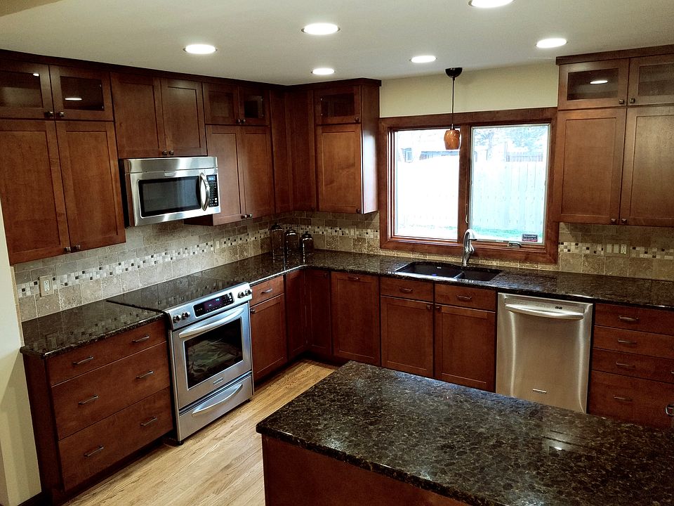 1st image of 2437 W Wilson Dr