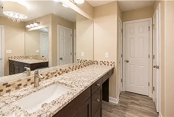 146 Chapel Lk S — Photo 21