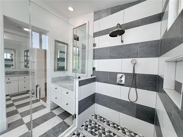 2856 Eider St — Photo 42