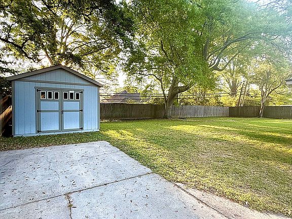 3rd image of 1183 Chevelle Dr