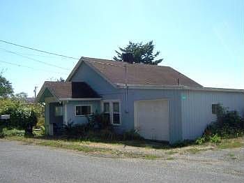 1st image of 704 Bertsch Ave