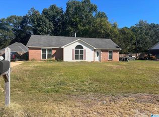272 Old Orchard Rd, Deatsville, AL 36022