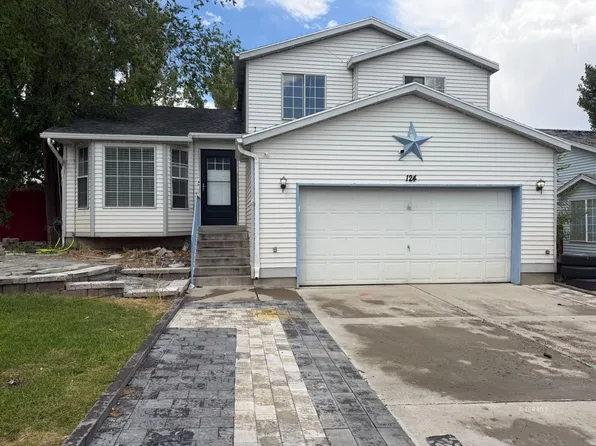 124 Forest Ln, Elko, NV 89801