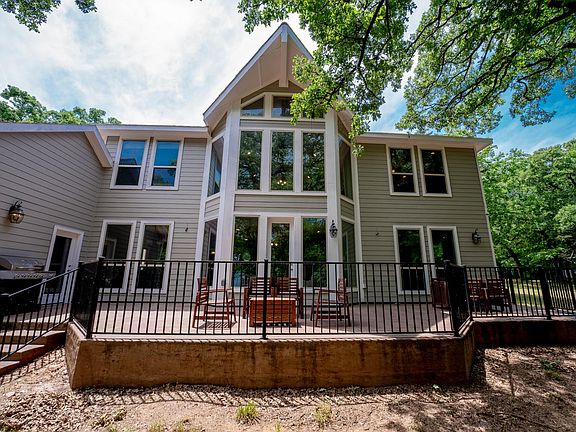 2nd image of 104 Brown Ter APT 14
