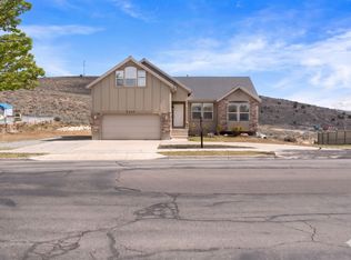 2253 E Lone Tree Pkwy, Eagle Mountain, UT 84005