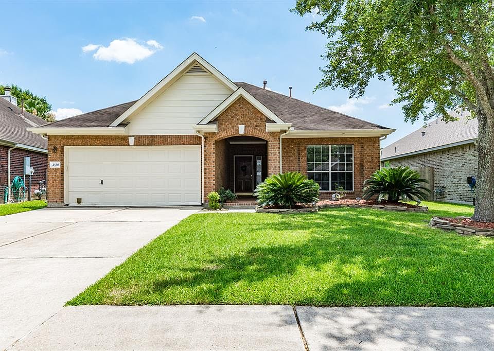 1st image of 2538 Bay Hill Dr