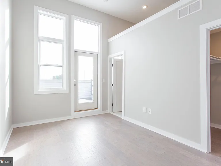 1320 S Opal St #2 — Photo 22