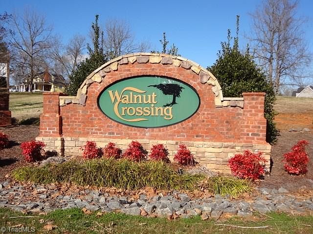 2nd image of 2008 Walnut Crossing Run