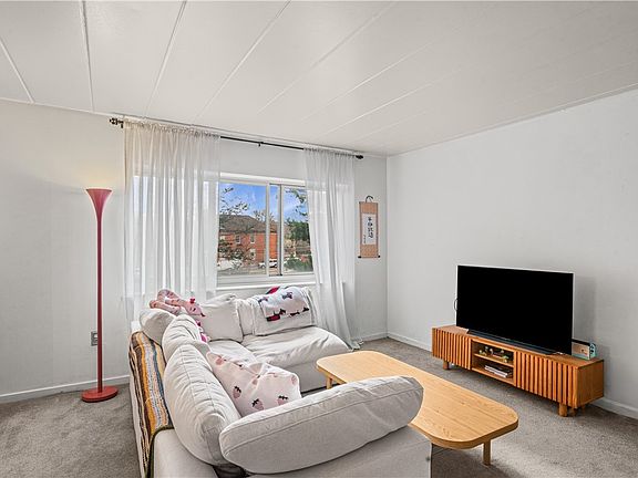 4th image of 5 Bayard Rd APT 207