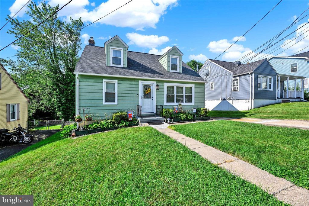 7923 32nd St, Rosedale, MD 21237