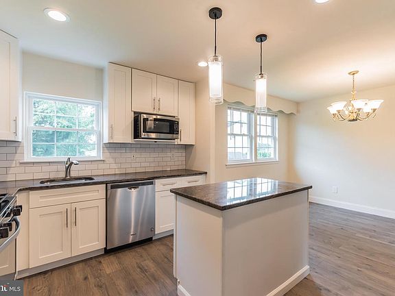 4th image of 2151 Palomino Dr