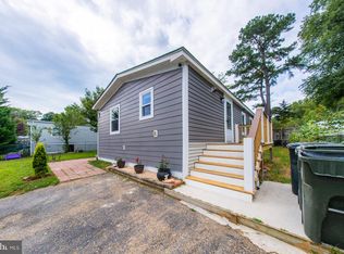 38 Leopard Ln, Lothian, MD 20711