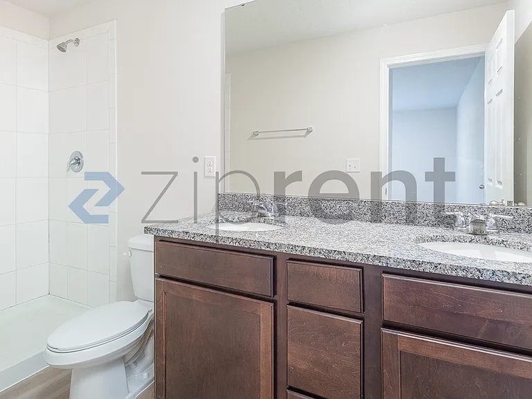 129 Wellwood Ln #B — Photo 9