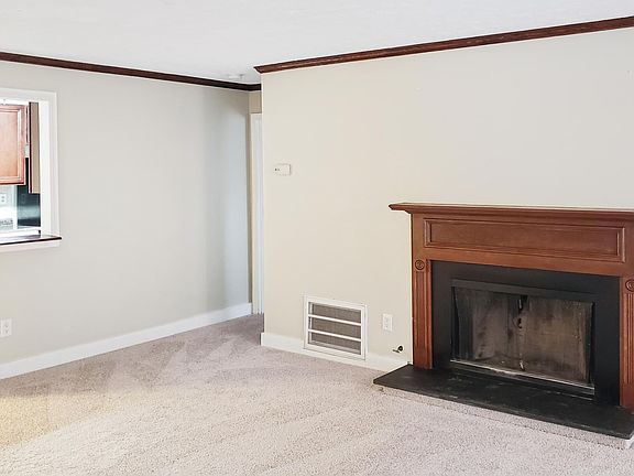 5th image of 1705 Augusta Dr SE #1705
