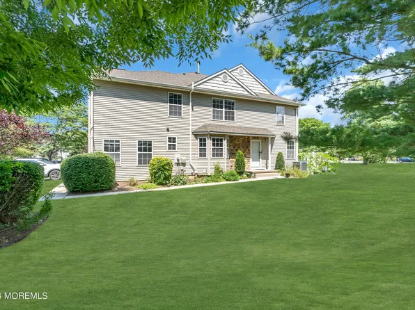 205 Heskers Court, Monmouth Junction, NJ 08852