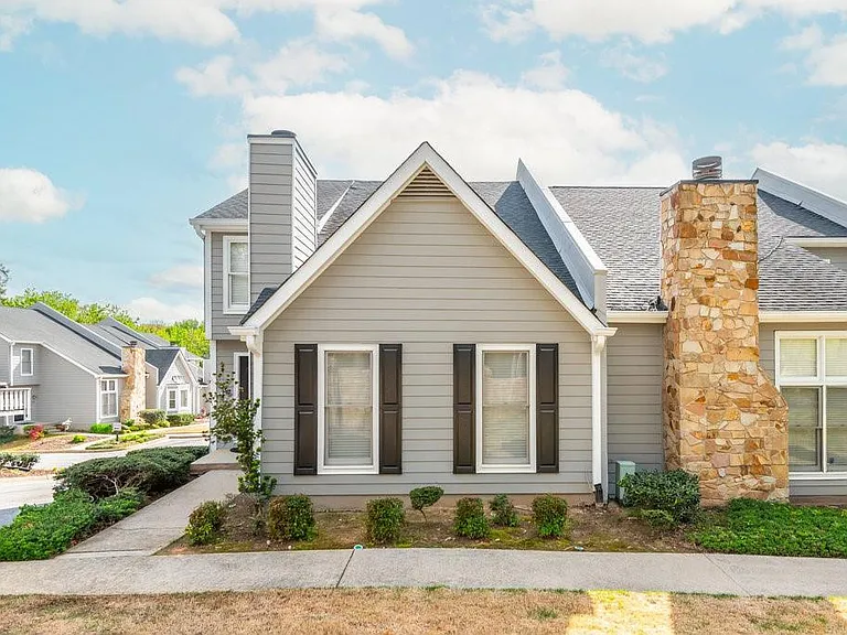 1200 Defoor Ct NW — Photo 1