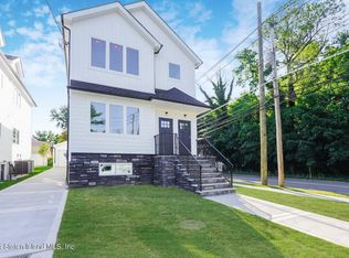 75 N Pine Ter, Staten Island, NY 10312