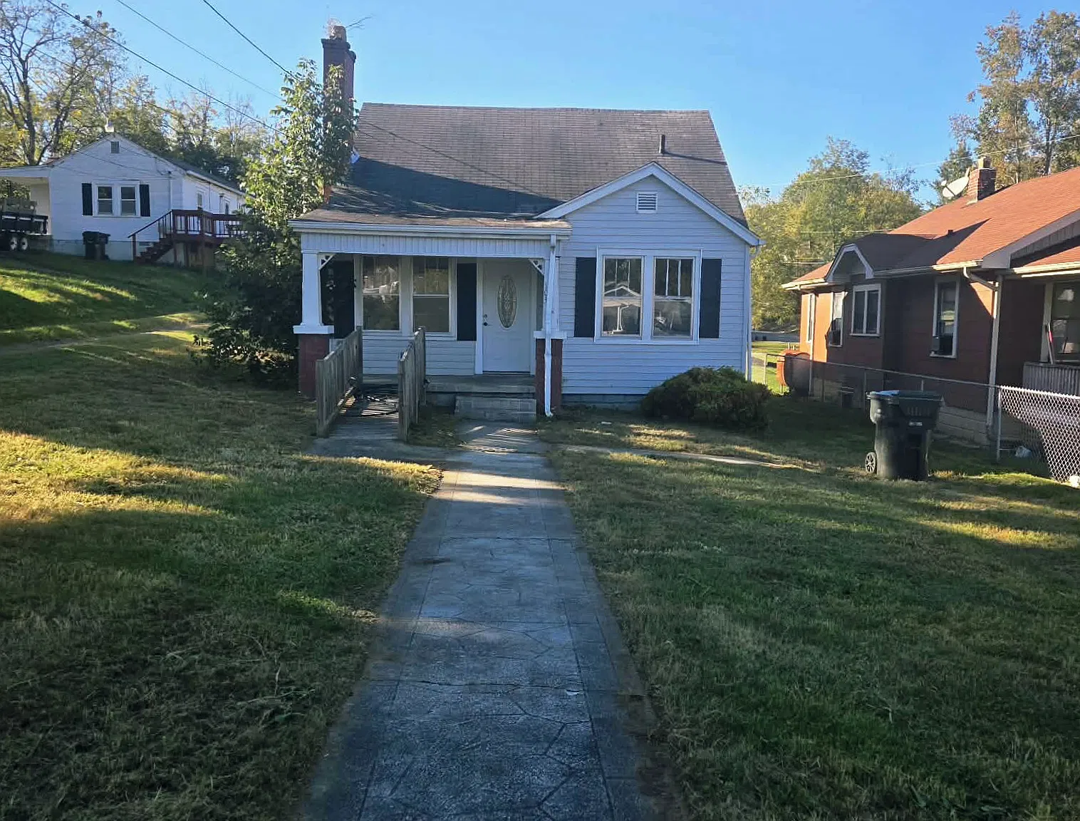 103 Randolph St — Photo 2