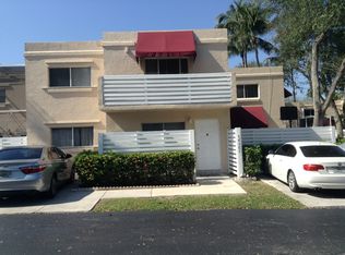 14351 SW 98th Ter, Miami, FL 33186