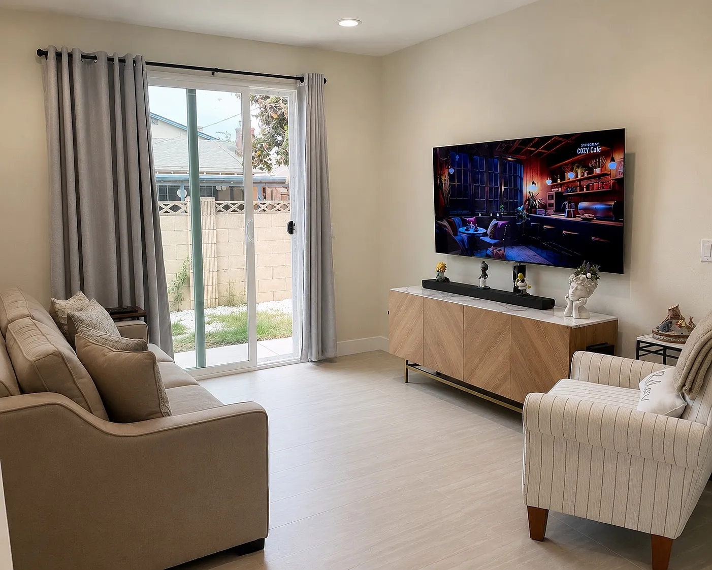 2 bed, 1000 sqft, $3,500 — Photo 1