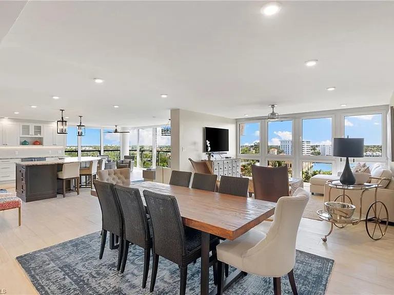 4031 Gulf Shore Blvd N #7D — Photo 5