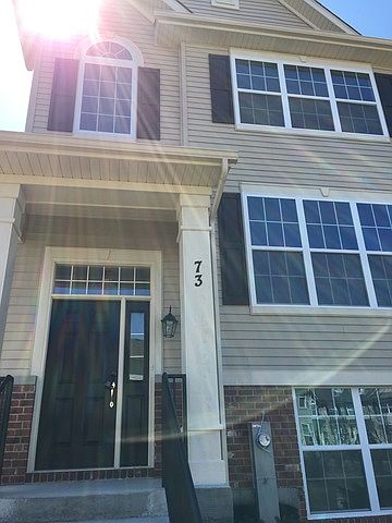 1st image of 73 Melrose Ct
