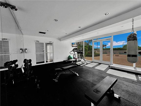 5th image of 5415 Collins Ave APT 404