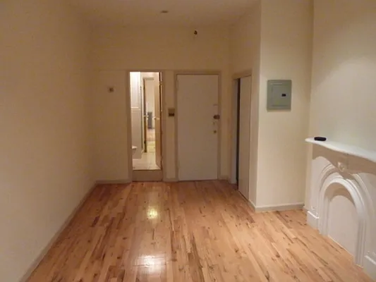 Rented by Chartwell Manhattan Realty | media 22