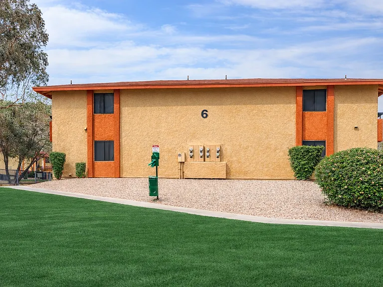 Foothills at the Preserve Apartments — Photo 10
