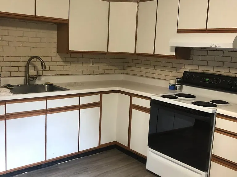 3328 Romelie Dr — Photo 17