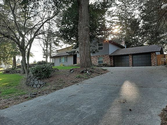 3rd image of 1145 Mountain Aire Dr SE