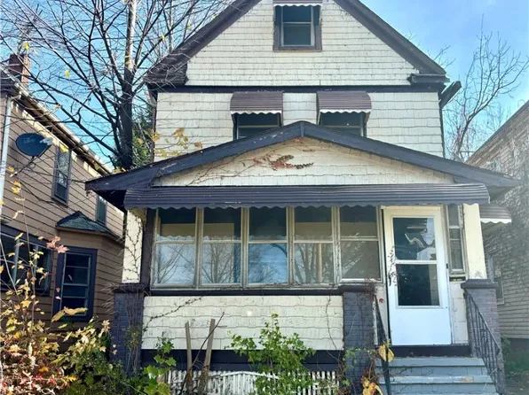 695 E 157th St, Cleveland, OH 44110