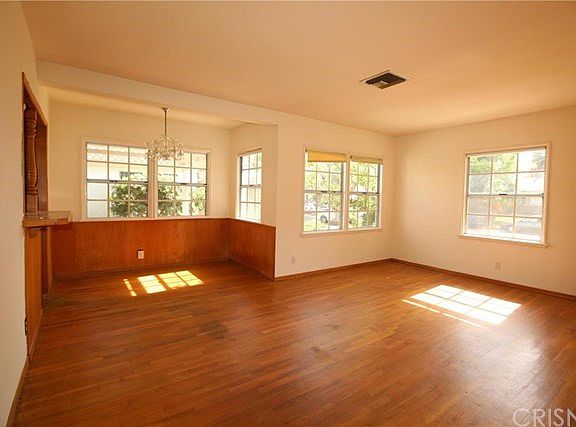 2nd image of 7426 Densmore Ave